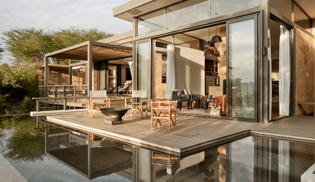 Best Camps for Witnessing the Great Migration